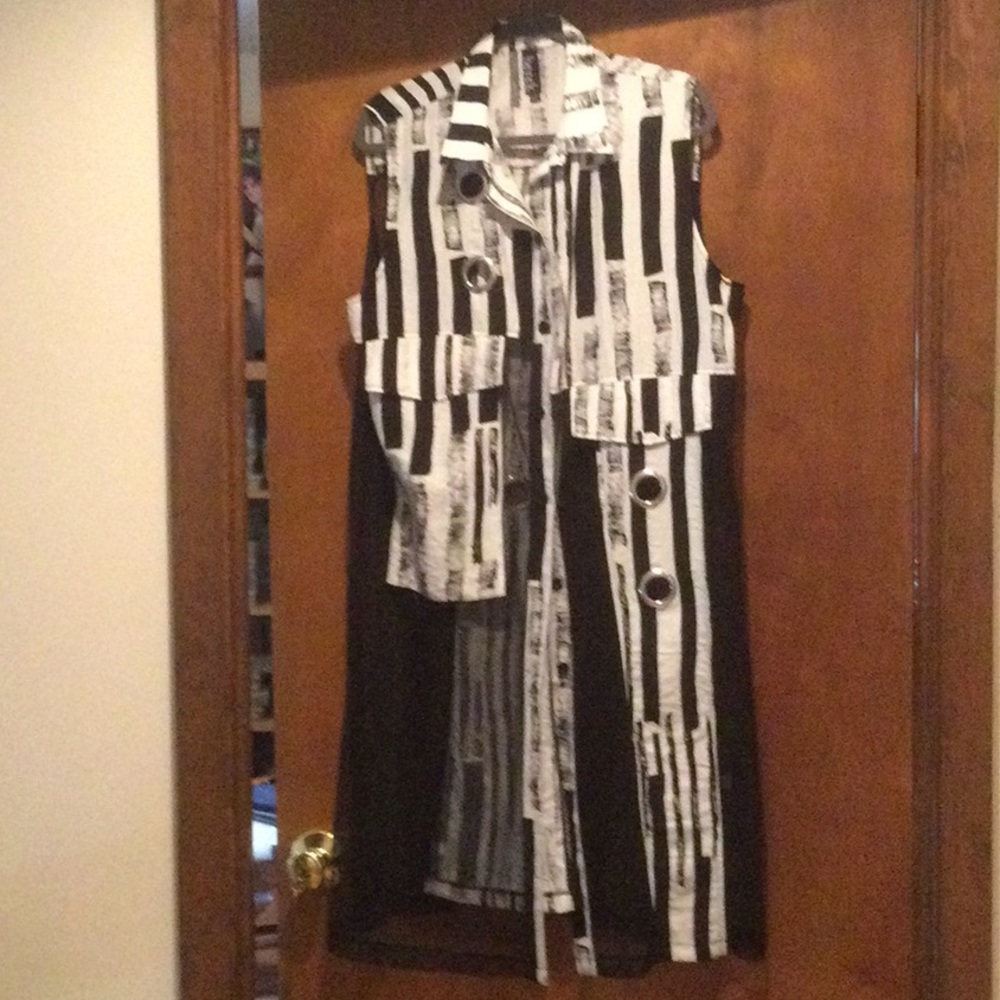 Berek Long Vest